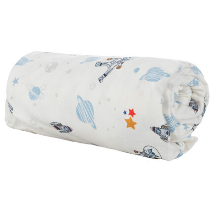Drap housse In the sky en jersey imprimé esprit espace 60 x 120 cm gris clair