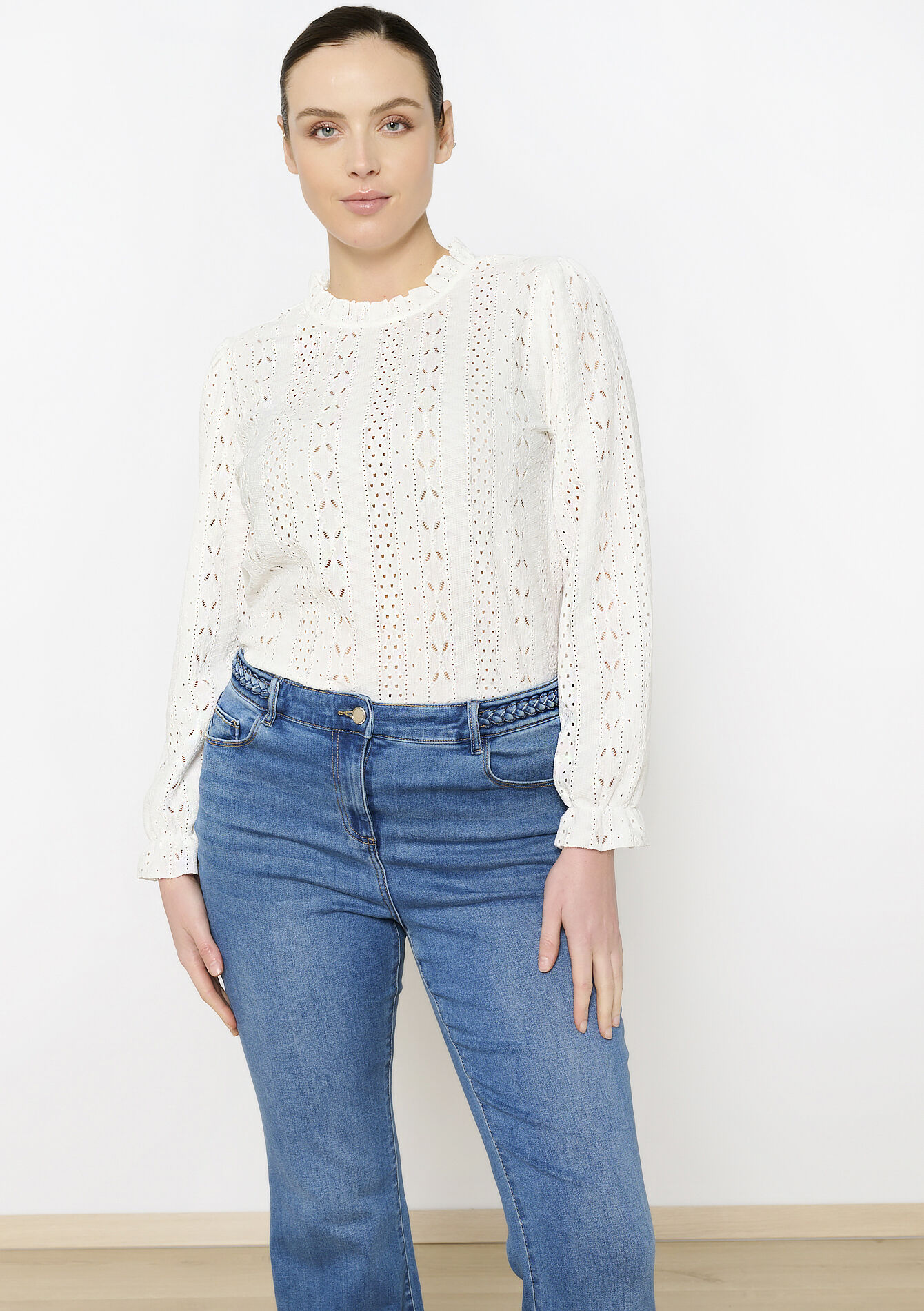 T-shirt with broderie anglaise, undefined - OPTICAL WHITE - undefined