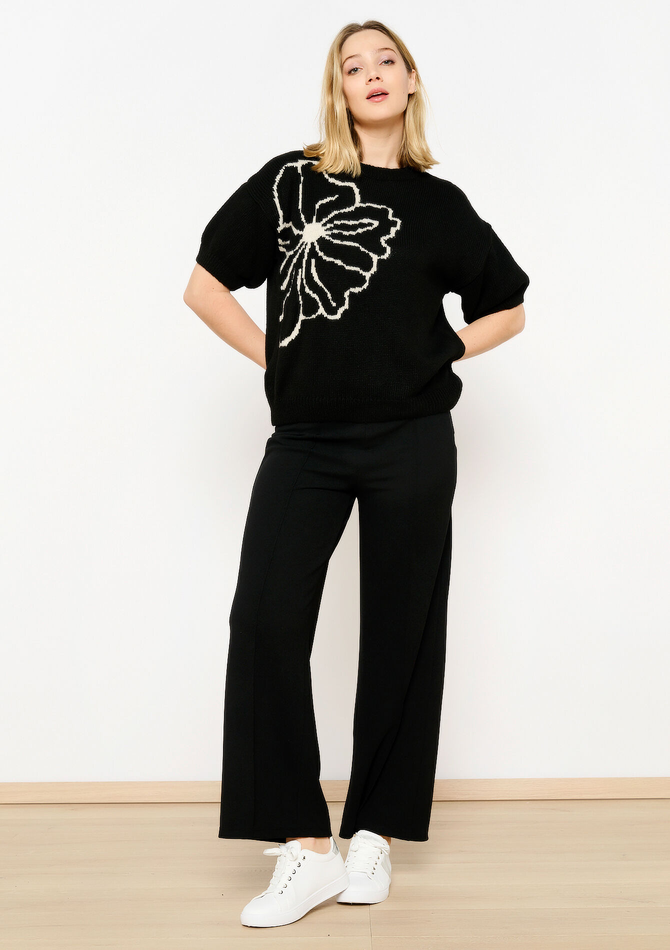 Pullover avec motif fleur, Pullover avec motif fleur - BLACK - 04006481_1119