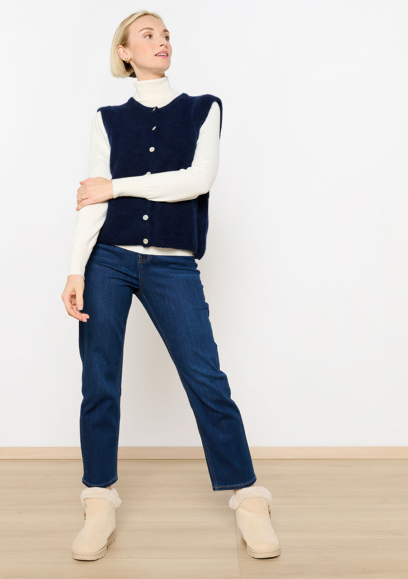 Sleeveless cardigan, undefined - NAVY BASIC - undefined