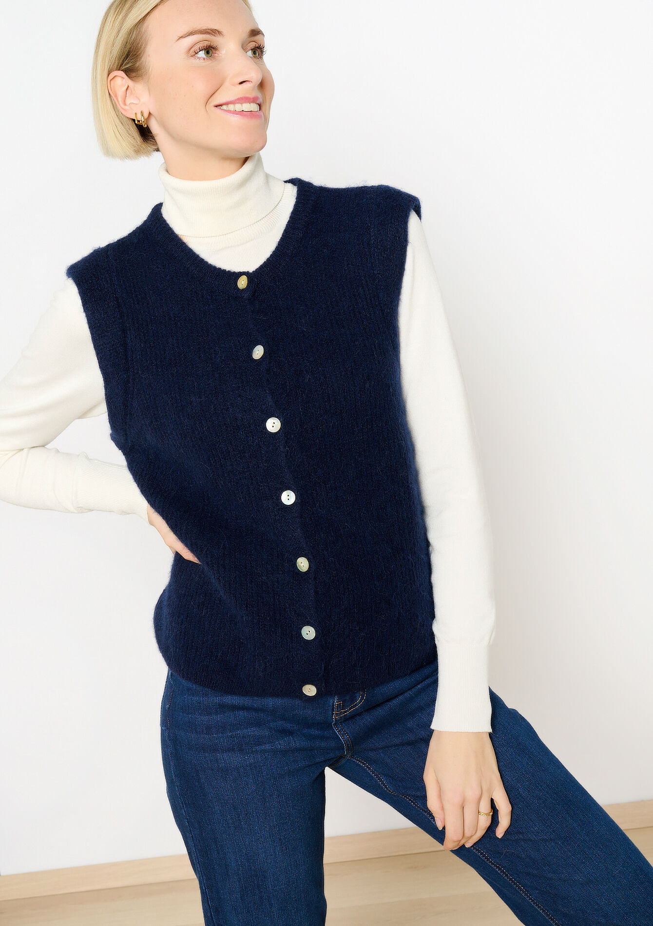 Sleeveless cardigan, undefined - NAVY BASIC - undefined