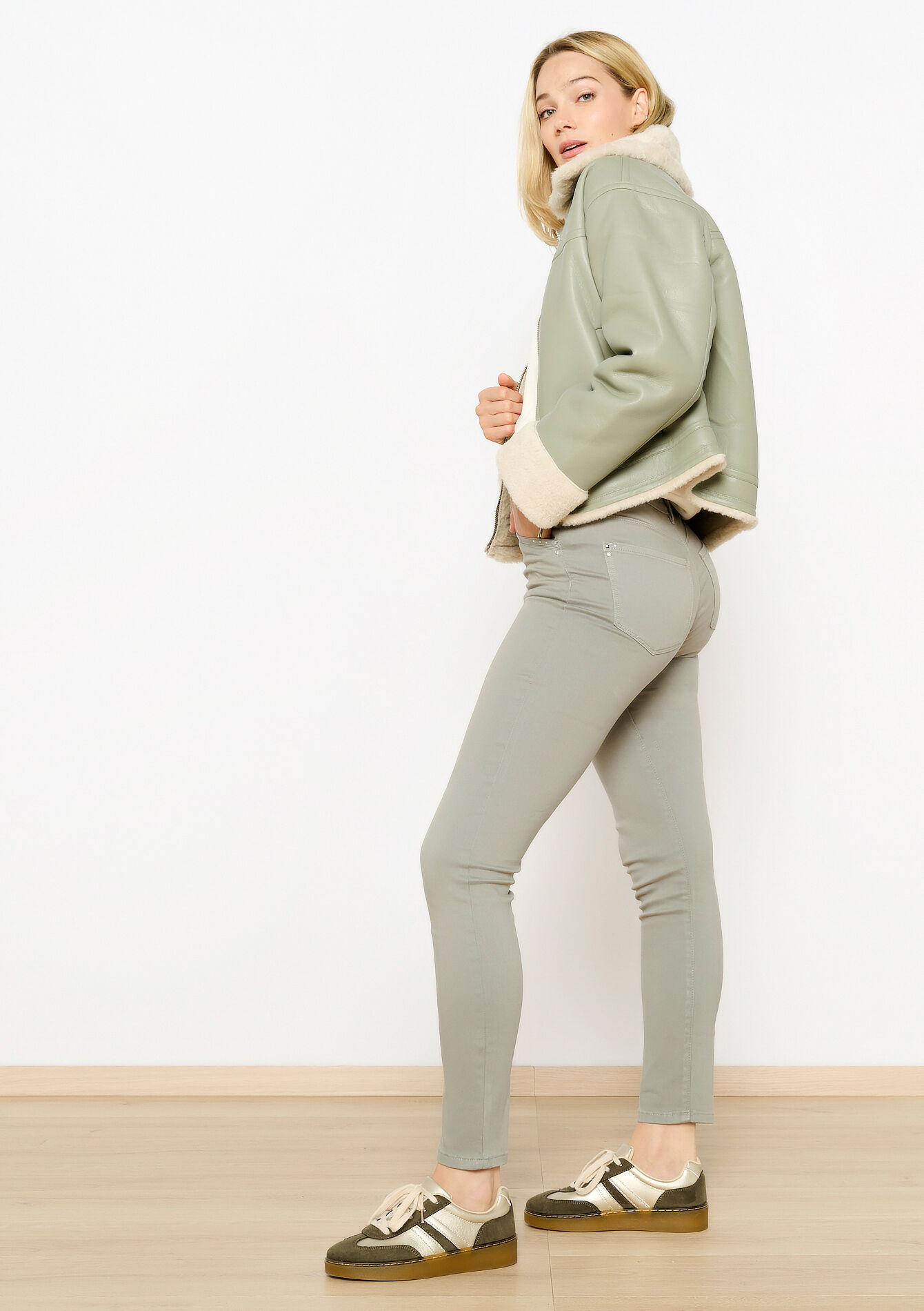 Soft high-waisted trousers, Soft high-waisted trousers - KHAKI FADED - 06004495_4326