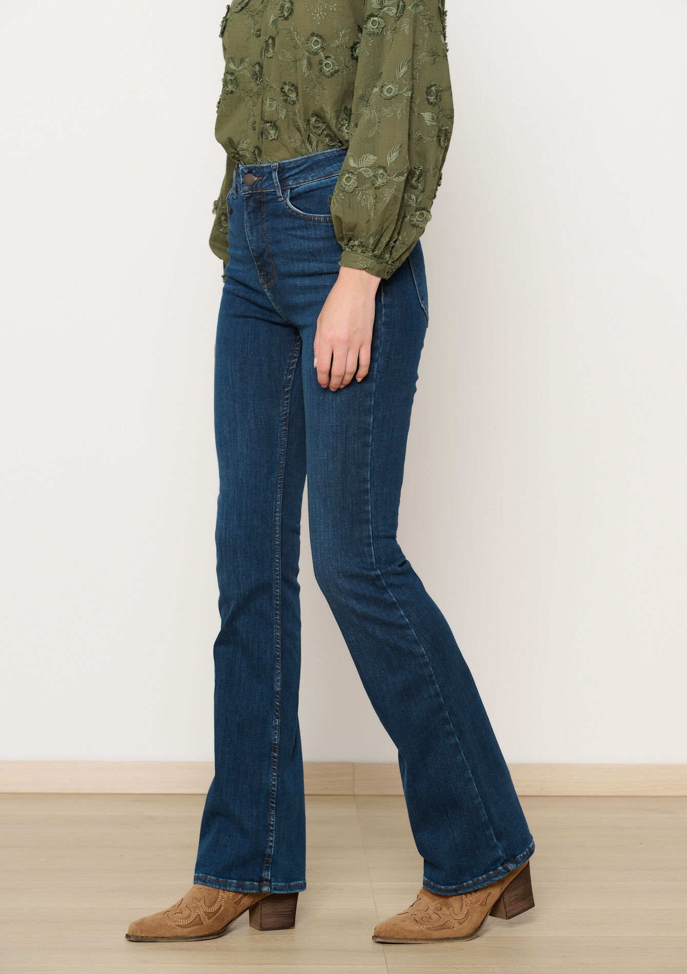 Bootcut jeans with high waist, Bootcut jeans with high waist - DARK BLUE - 22000541_0501