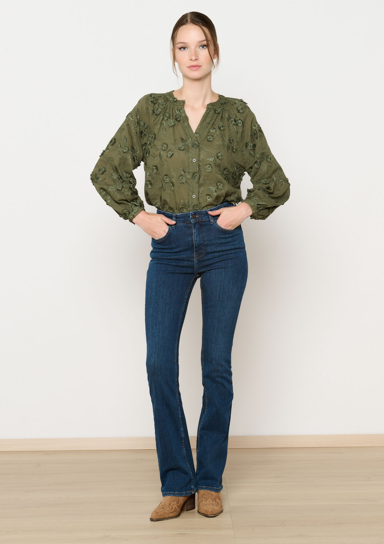 Bootcut jeans with high waist, Bootcut jeans with high waist - DARK BLUE - 22000541_0501