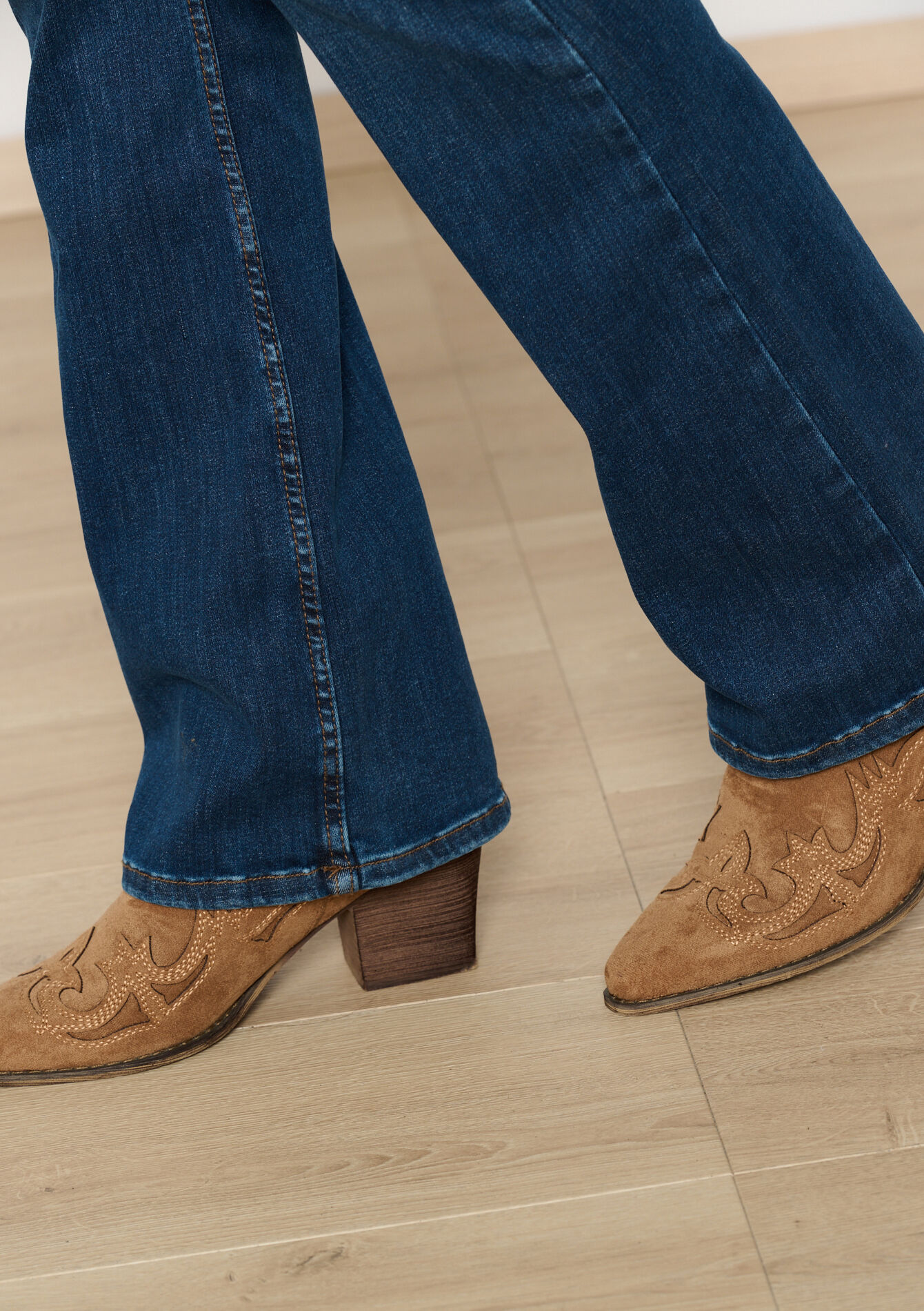 Bootcut jeans with high waist, Bootcut jeans with high waist - DARK BLUE - 22000541_0501