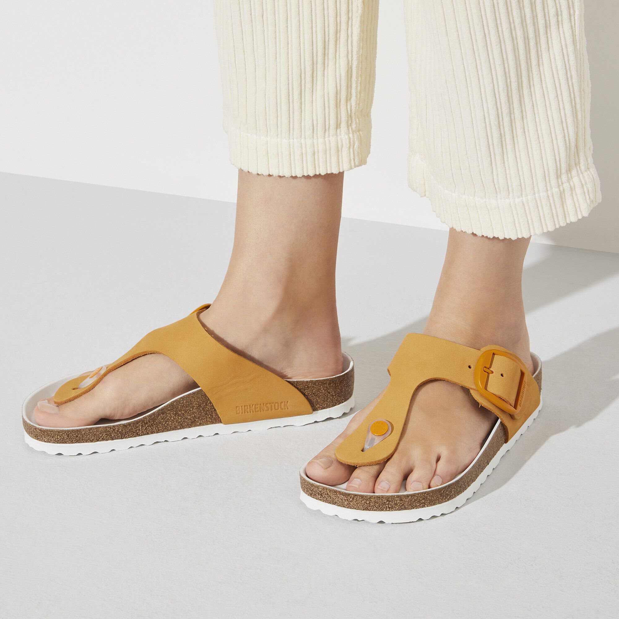 Birkenstock gizeh brushed vanilla on sale