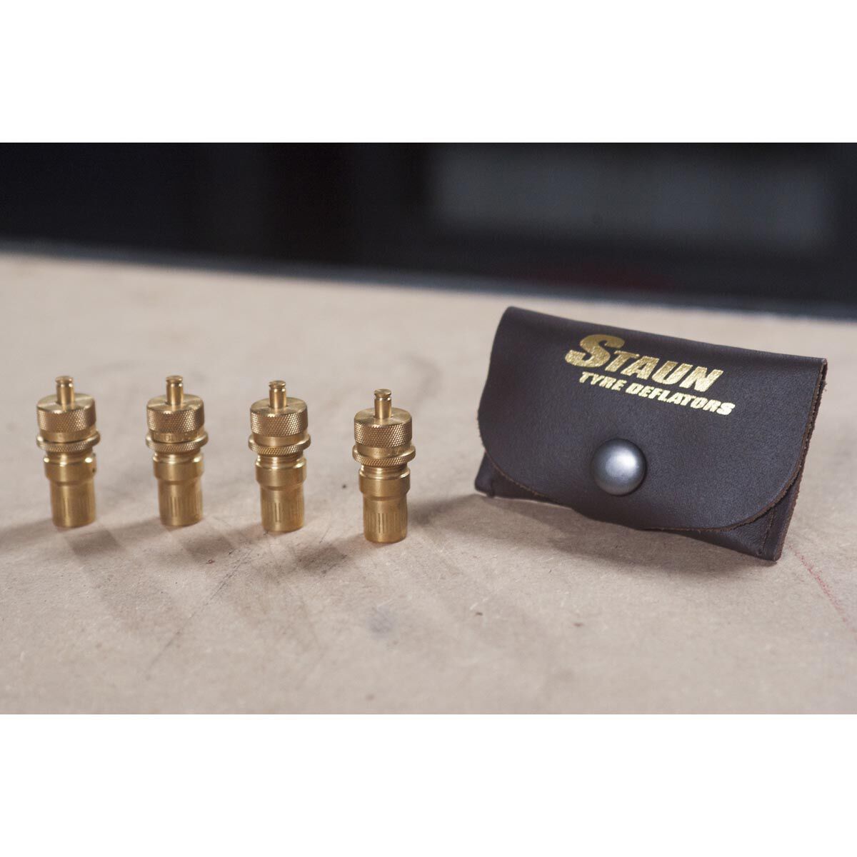 Tyre Deflators - 4 Pack, , bcf_hi-res