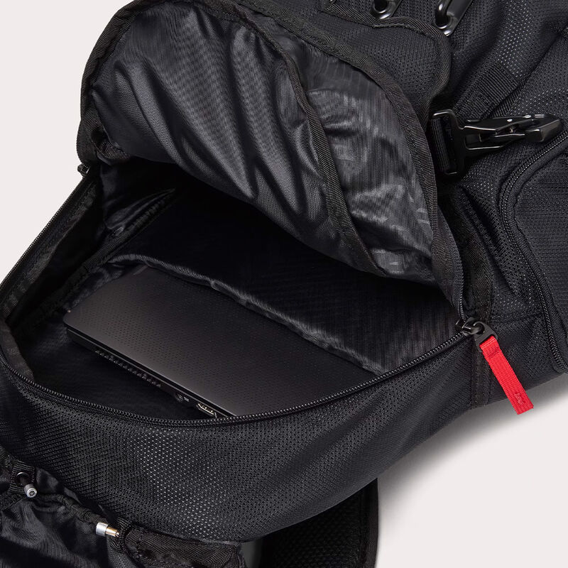Oakley Bathroom Sink Backpack image number 6