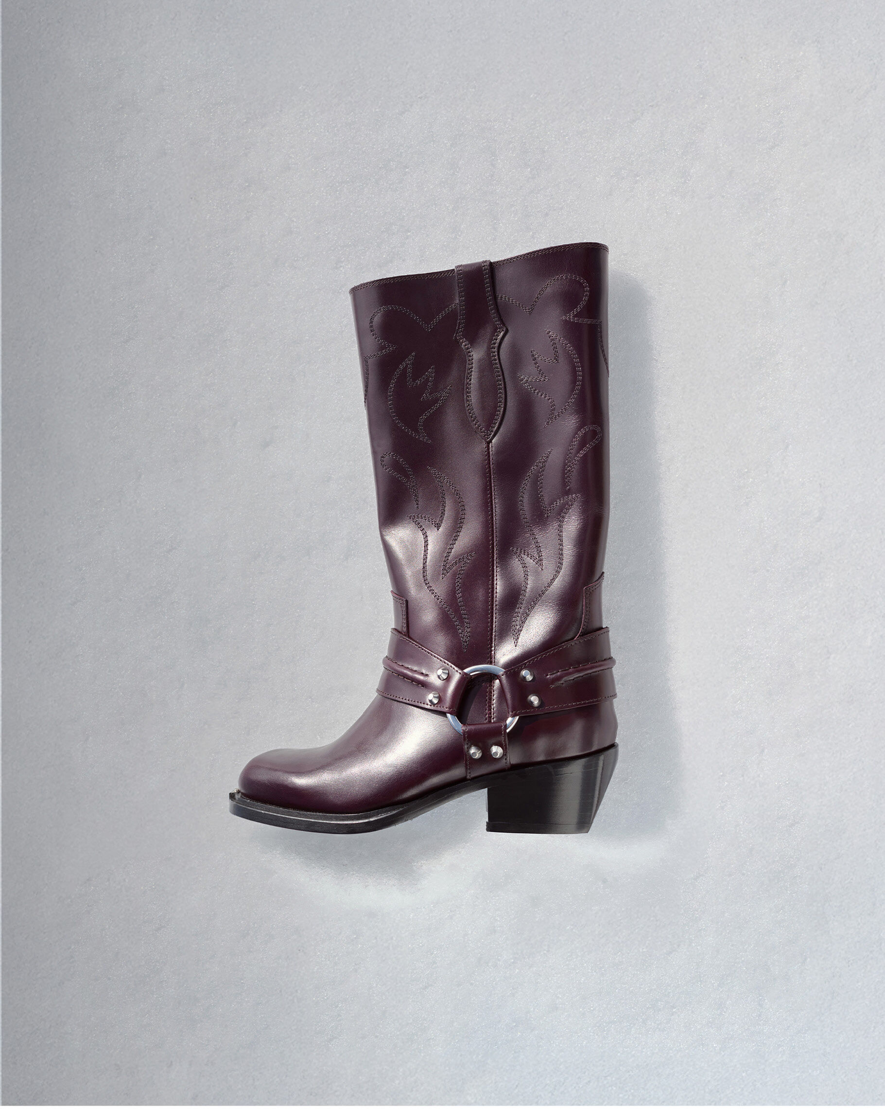 SANDRO Official Website Fall Winter24 collection
