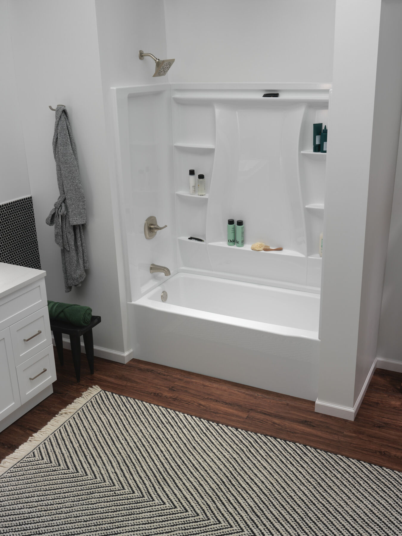 60"x30" Classic 500 Bathtub Wall, image 3
