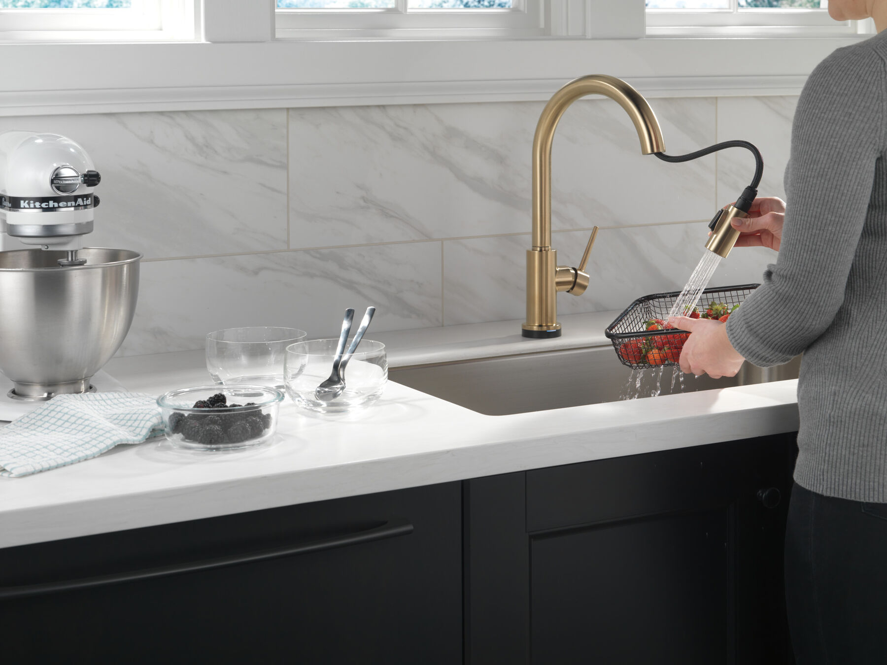 VoiceIQ® Single-Handle Pull-Down Kitchen Faucet with Touch<sub>2</sub>O® Technology (Recertified), image 3