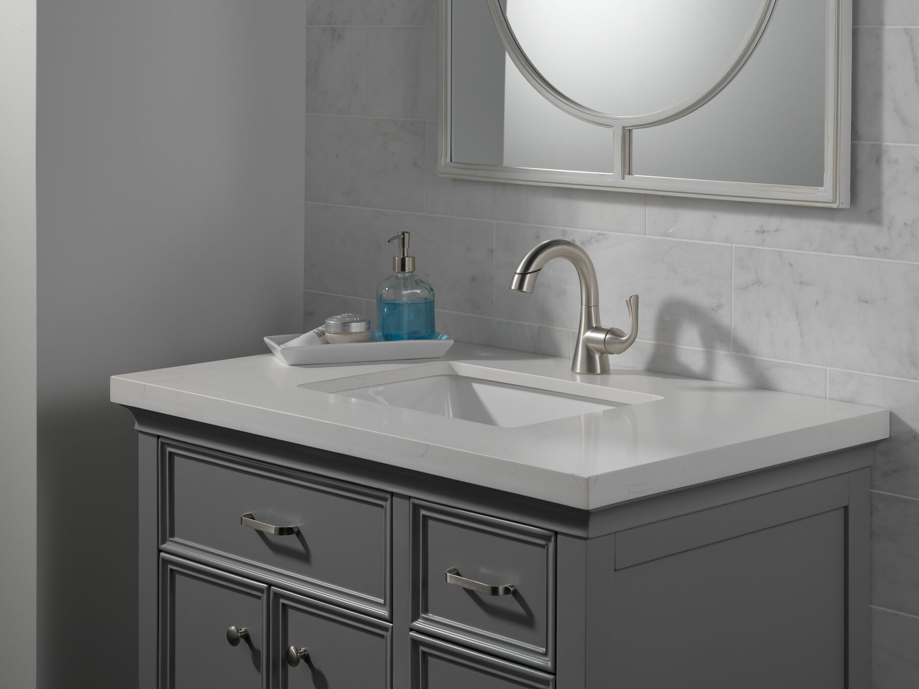 Single Handle Pull-Down Bathroom Faucet, image 8