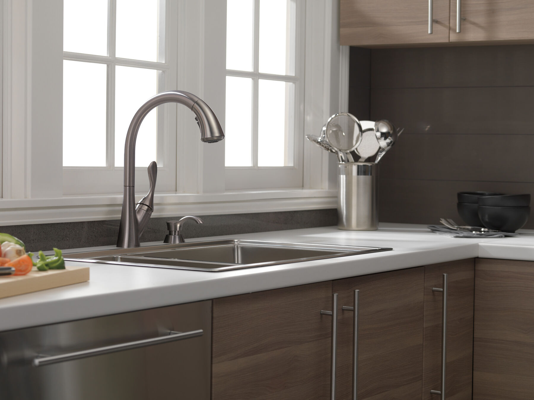 Single Handle Pull-Down Kitchen Faucet with Soap Dispenser and ShieldSpray® Technology, image 4