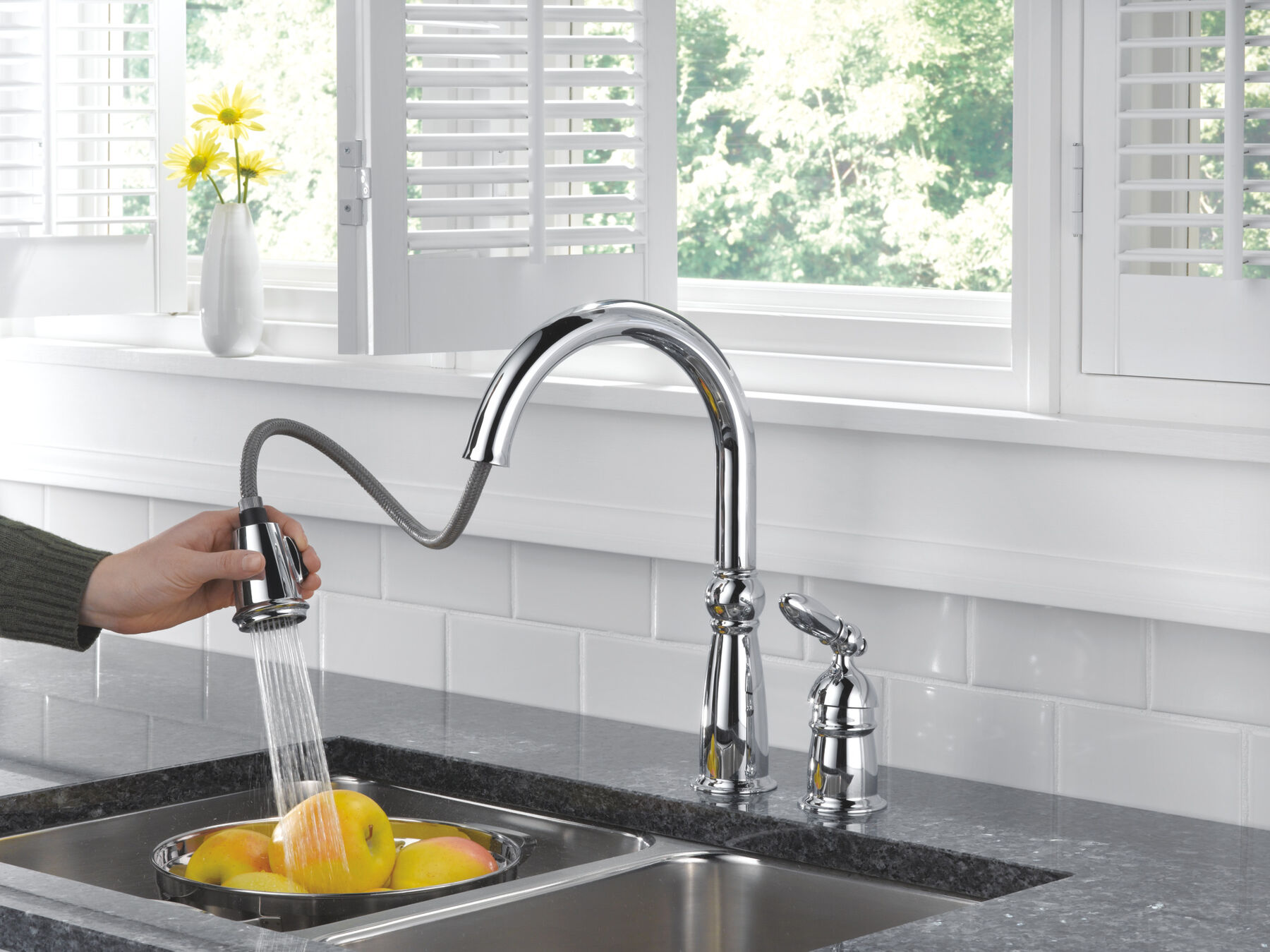 Single Handle Pull-Down Kitchen Faucet (Recertified), image 1
