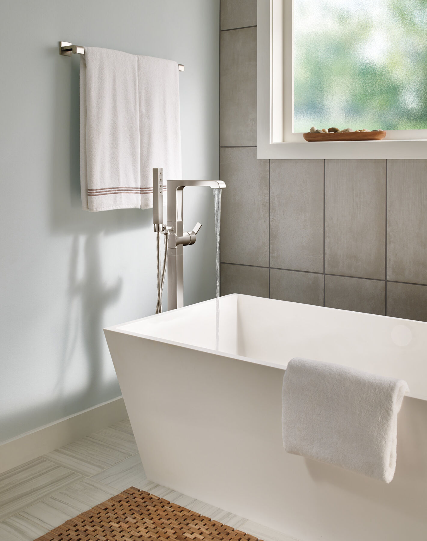 Floor Mount Tub Filler with Handshower (Recertified), image 1