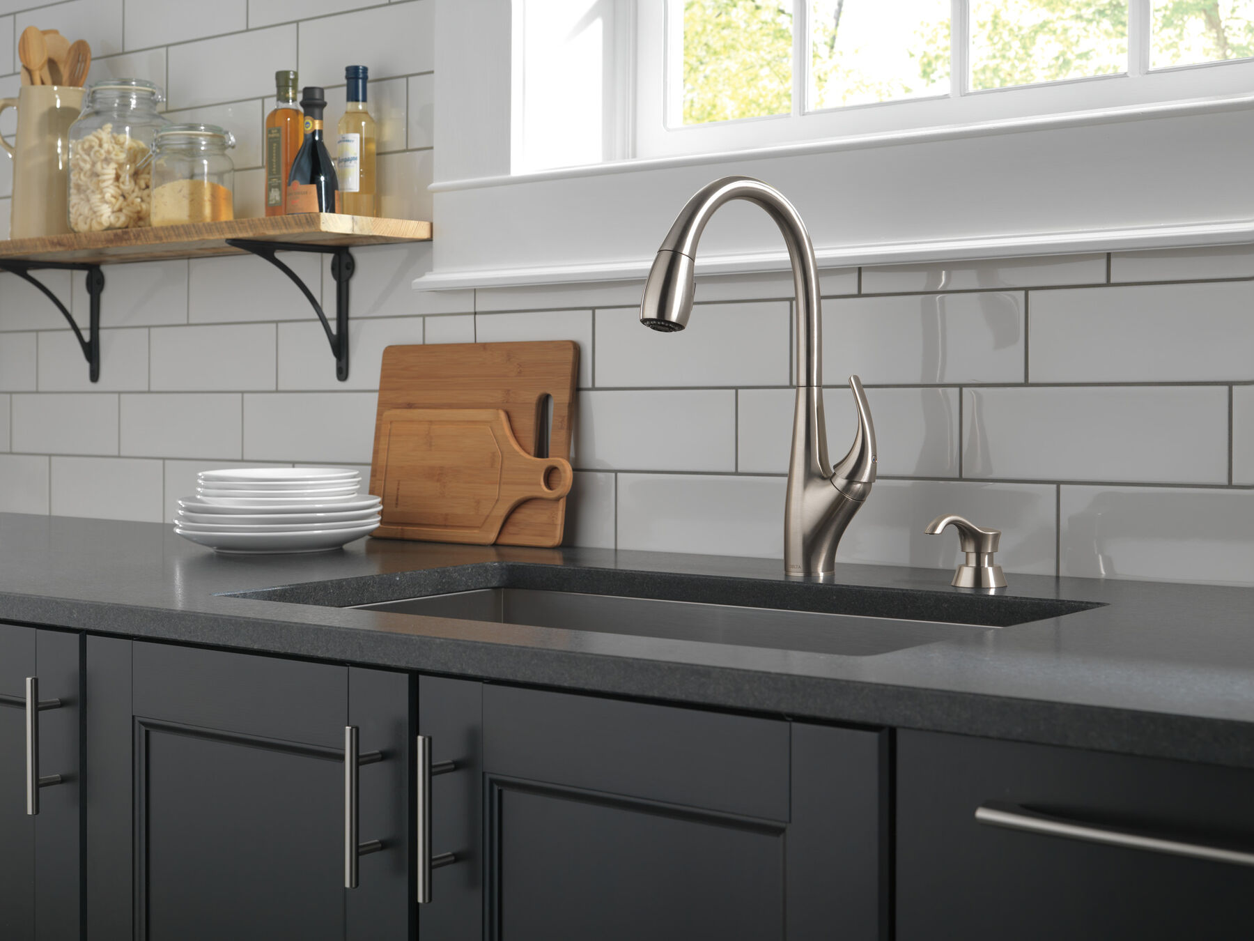 Single Handle Pull-Down Kitchen Faucet, image 8