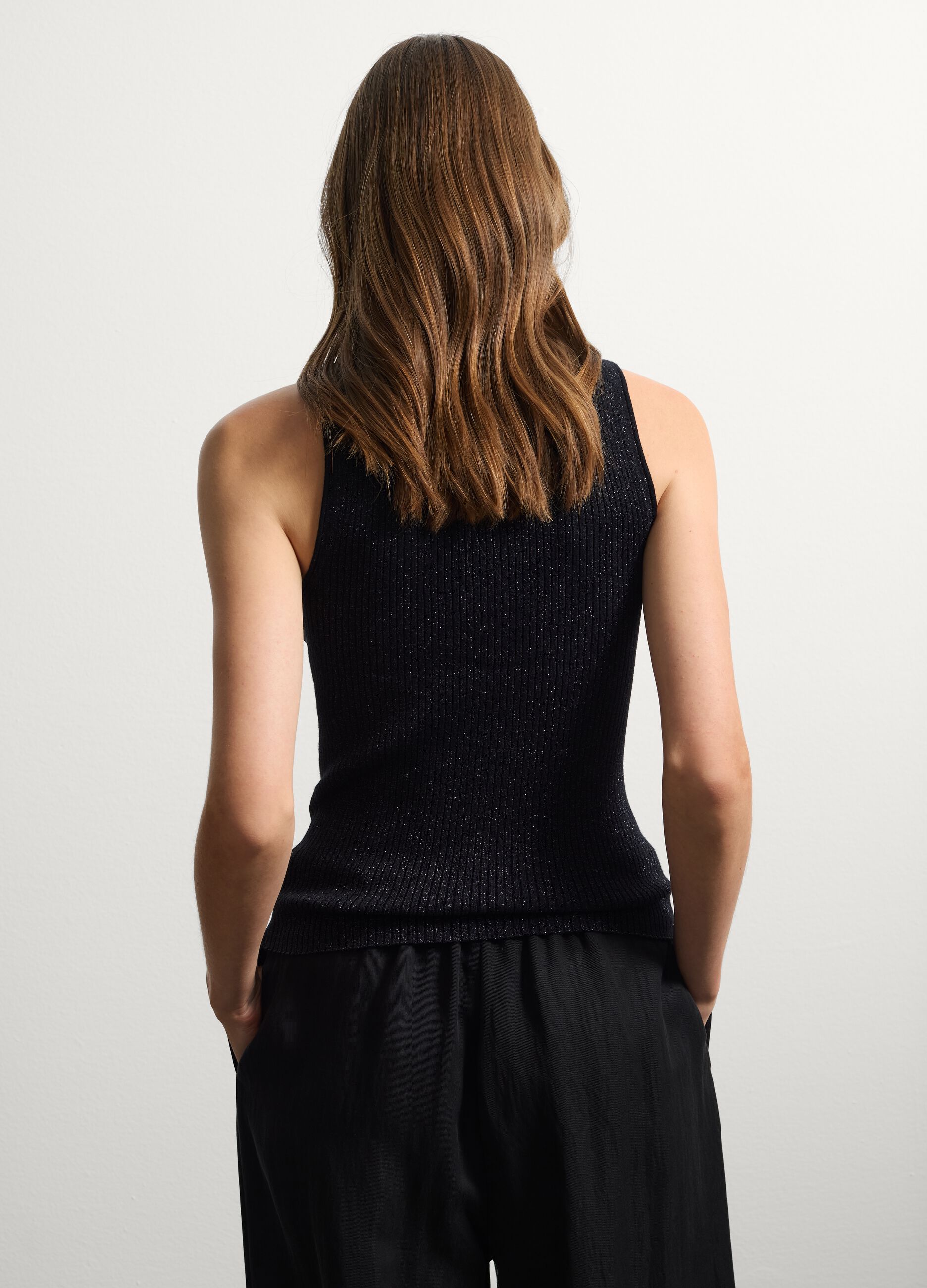 Schwarzes Tanktop mit Lurex Gunmetal