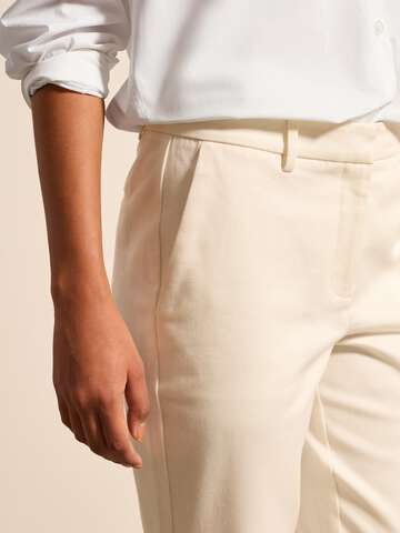 Chino-Hose aus Twillstretch Creme_2