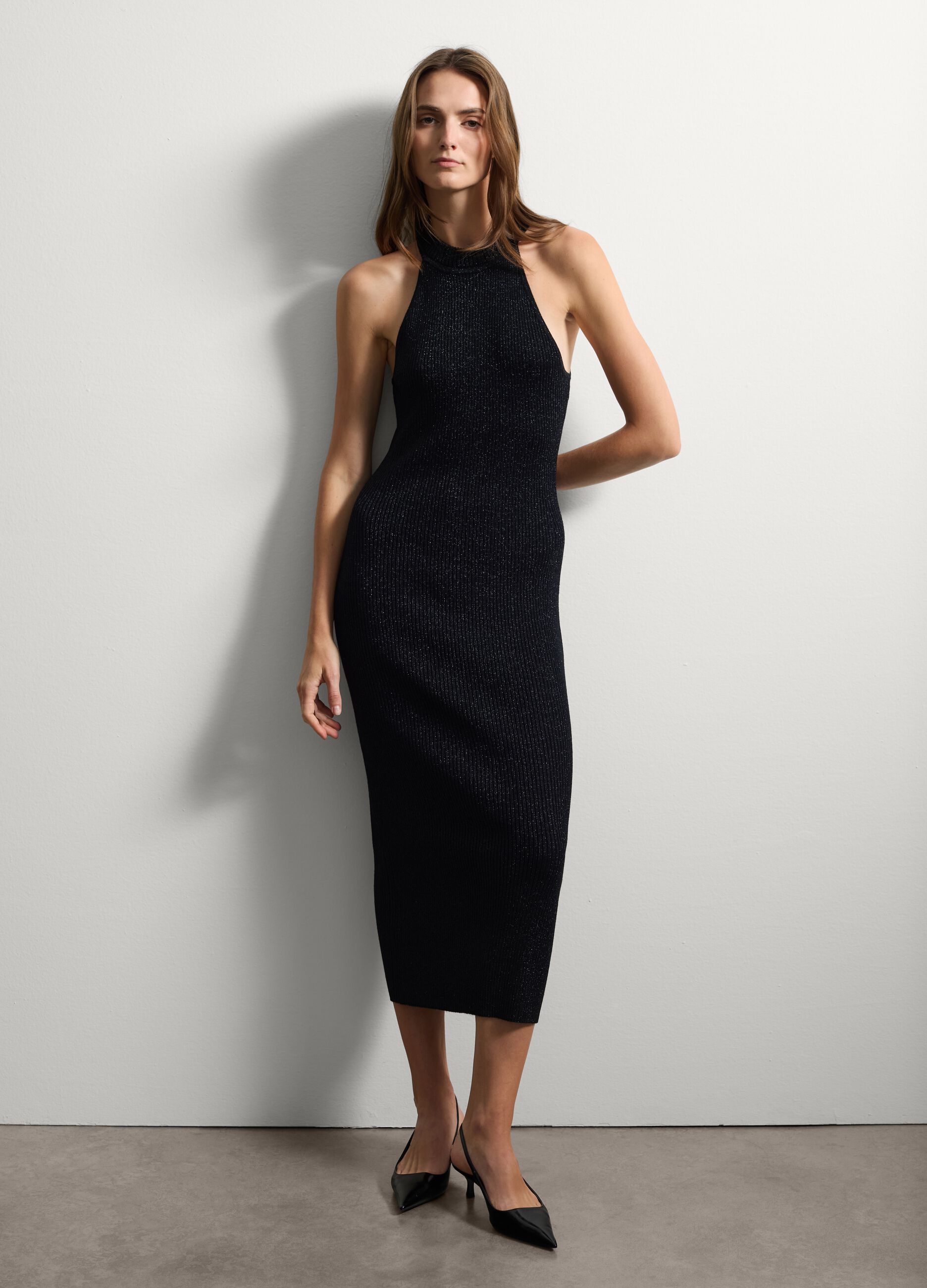 Langes Strickkleid mit Lurex und Cut-out-Detail Gunmetal