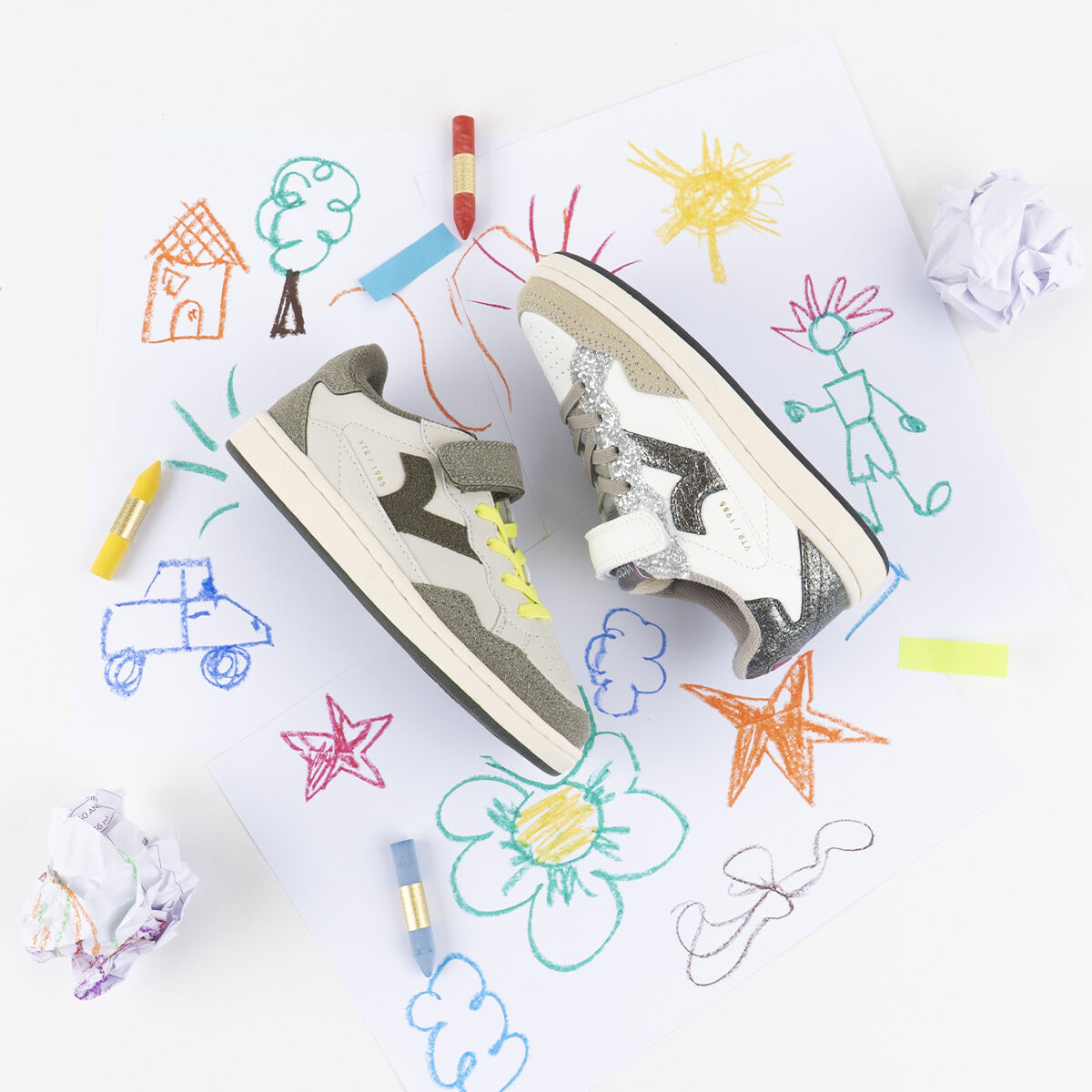  Sneakers 