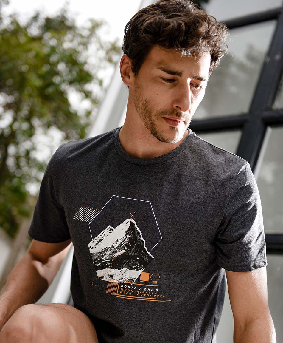 Polera deportiva cheap hombre