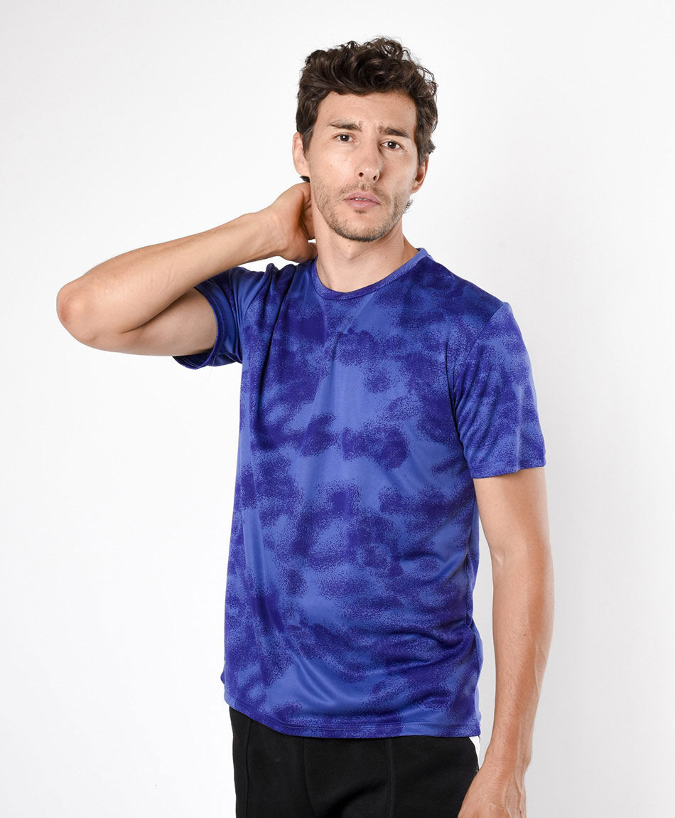 Polera deportiva hombre manchas TRICOT