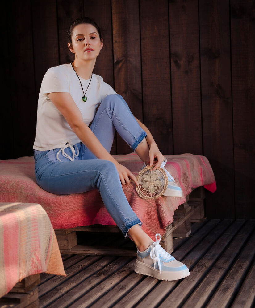 Jeans tiro alto skinny fit Jeans tiro alto skinny fit