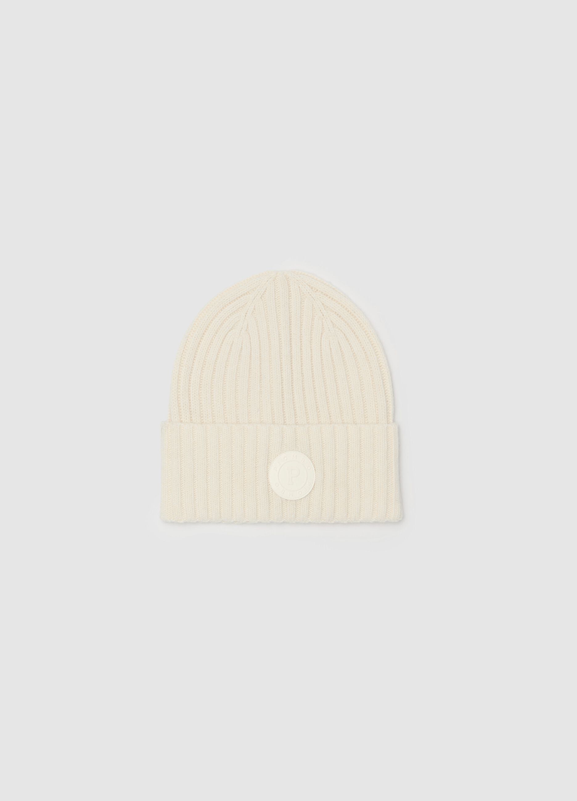 Woman's Ribbed beanie hat with fold and patch | PIOMBO