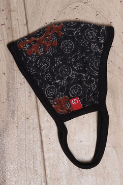 Charcoal Black Cotton Printed Mask image number 0