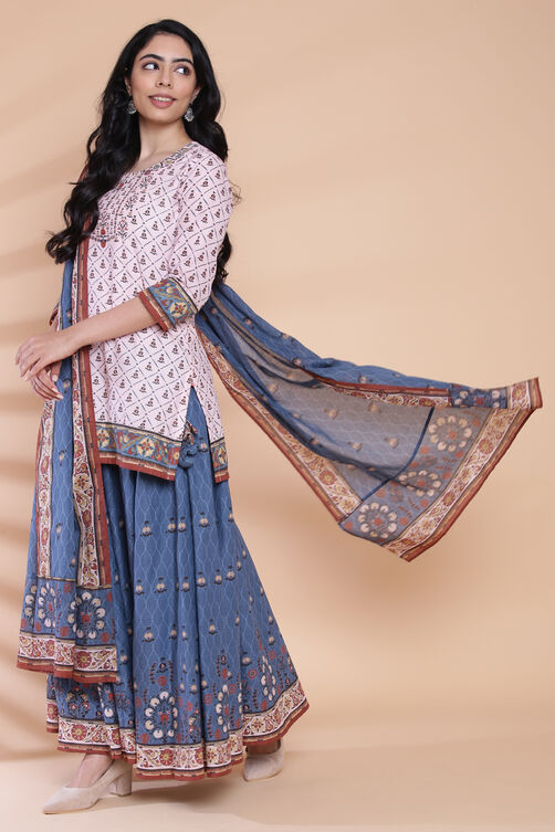 Peach And Blue Cotton Straight Kurta Skirt Suit Set image number 4