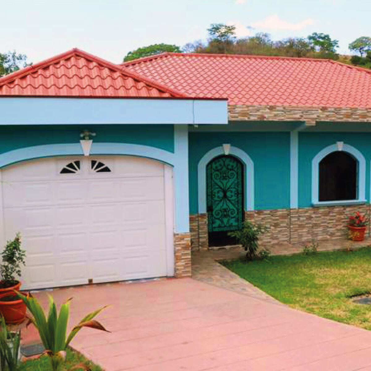 ARQUITEJA ROJO C24(0.55MM) MDA