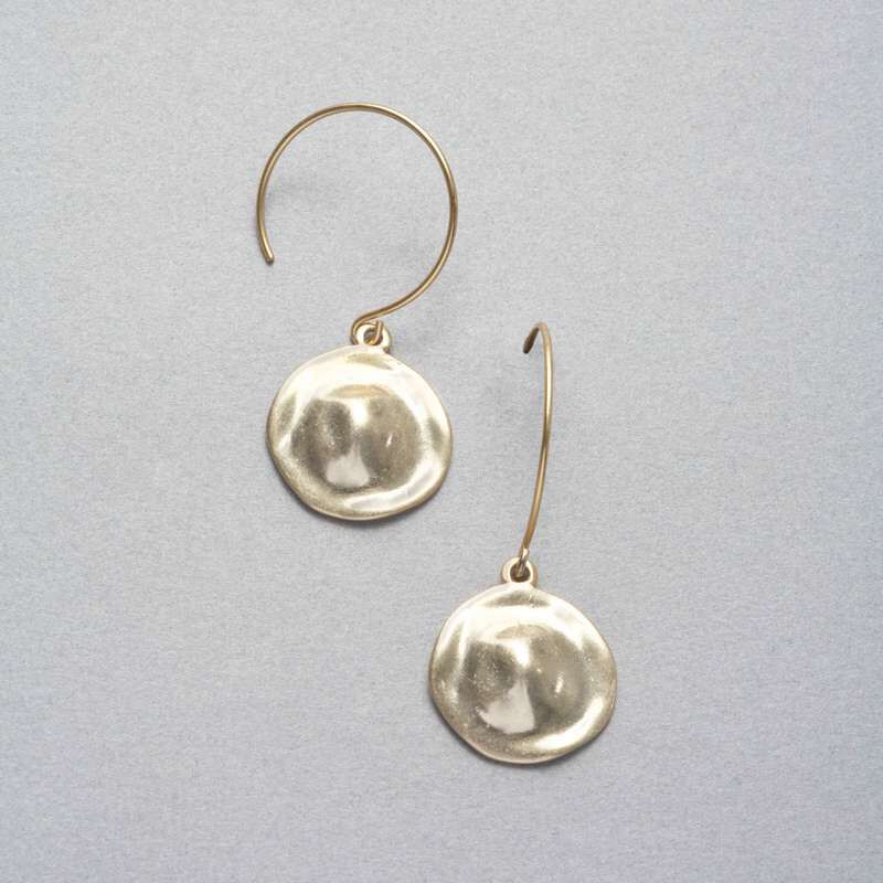 Boucles d'oreilles dorées martelées, , large